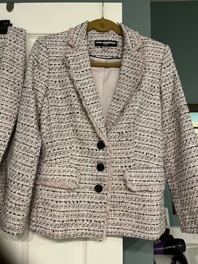 Karl Lagerfeld Light Pink Tweed Blazer Jacket and skirt